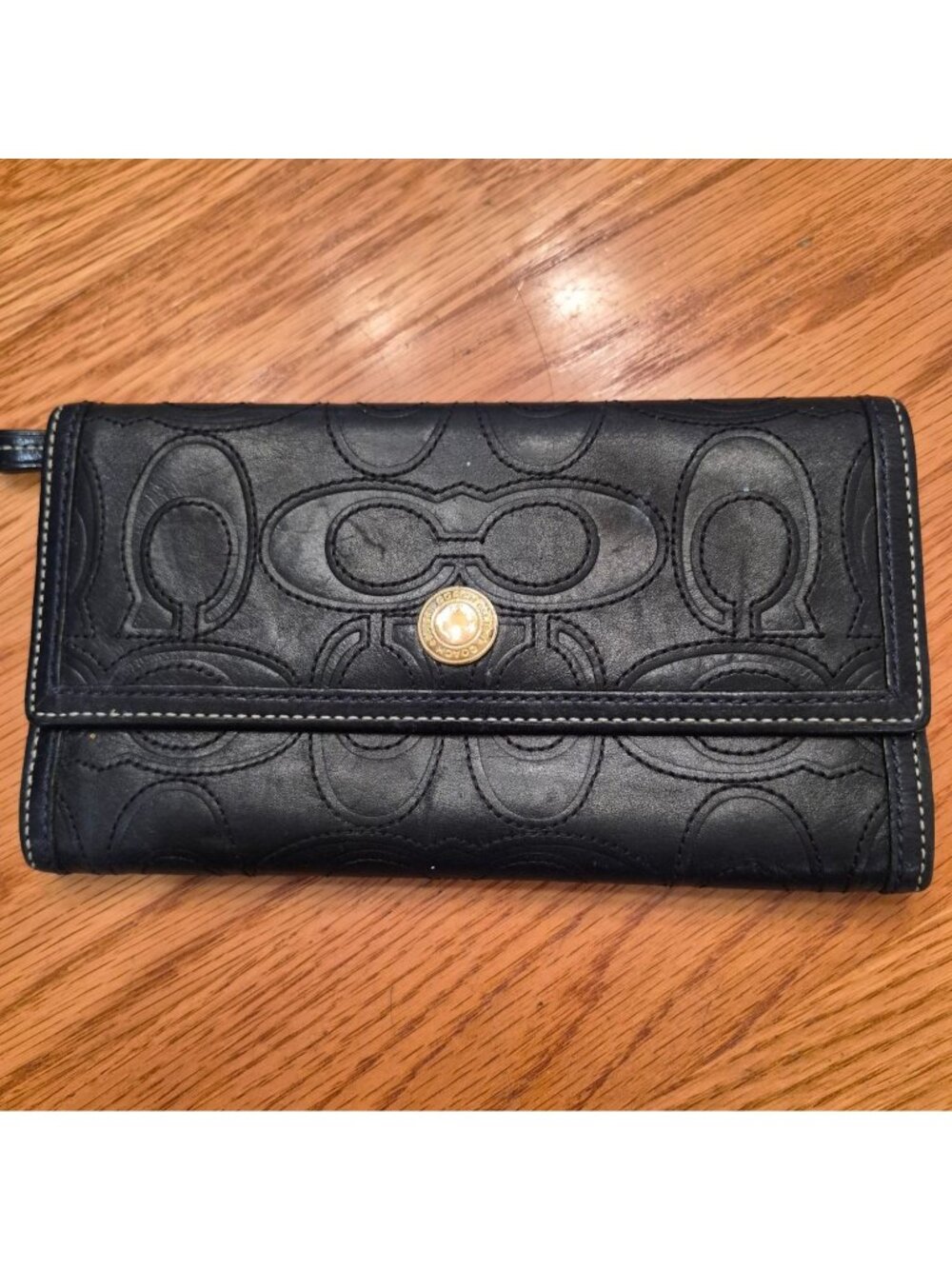 Coach Black Leather Embossed Accordion Tri-Fold Wallet With Gold Snap Closure